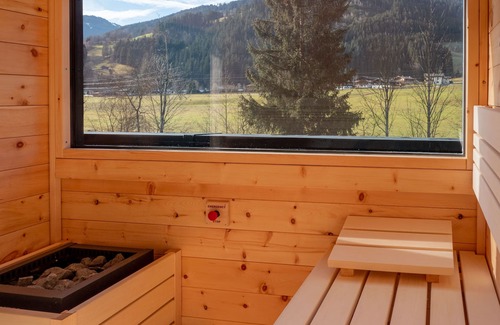 Oberaurach Apartment | Panorama Apartment: Spa, Hot Tub & Child-Friendly Oasis