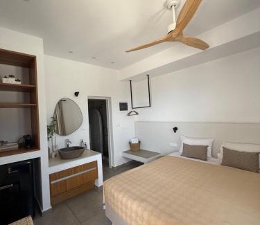 Anafi Apartment | Exceptional Panorama Rooms with 9.1/10 Guest Rating