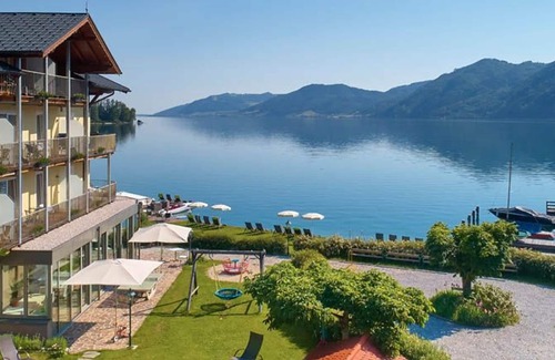Unterach am Attersee House | Panorama Studio with balcony and lake view - Attersee 7 - Hotel STADLER am Attersee, your lakeside hotel in the