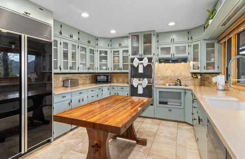 Stanley Hills House | Inviting Panorama Vacation Home with Pool & Hot Tub