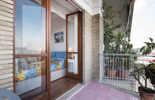 Materdei Apartment | Explore Panorama Vesuvius Central: Ideal Location & Amenities