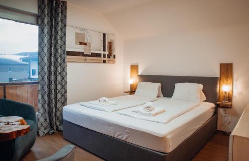 Oeblarn House | Panorama View: Pet-Friendly Retreat with Breakfast Included
