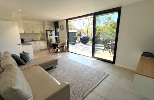 Bright Apartment | Bright Panorama Views with Family-Friendly Amenities