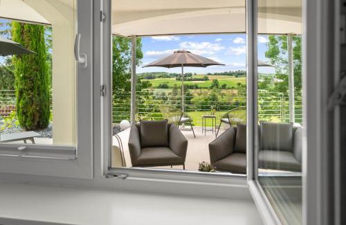 Hochberg Apartment | Discover Panorama52: Family and Pet-Friendly Haven