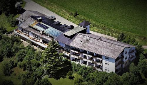 Goerwihl Hotel | Cozy Stay at Panoramahotel Alde Hotz with Pet-Friendly Perks