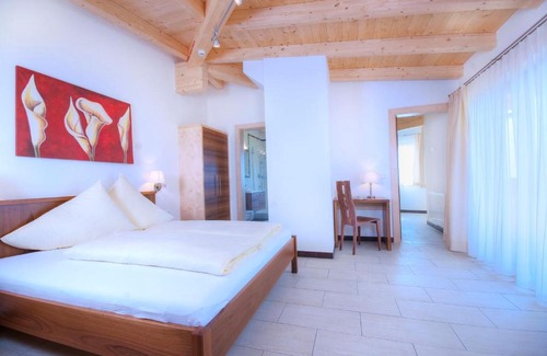 Krimml Hotel | Experience Panoramahotel Burgeck: Oceanfront Bliss & Spa