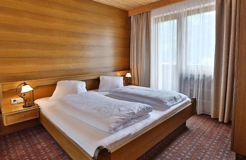 Fliess Hotel | Scenic Panoramahotel Fliesserhof with Spa & Ocean Views