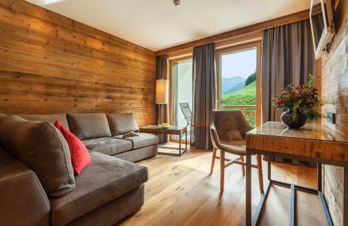 Laudes Hotel | Experience Unforgettable Comfort at Panoramahotel Watles