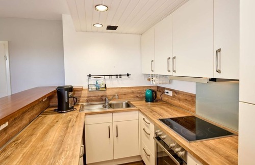 Daun Apartment | PanoramaSicht: Top-Rated 4-Bed Vacation Apartment in Daun
