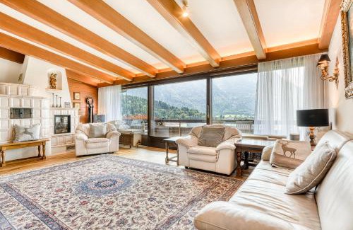 Bludenz Villa | Pet-Friendly Panoramavilla Bludenz: 4-Star Guest Favorite