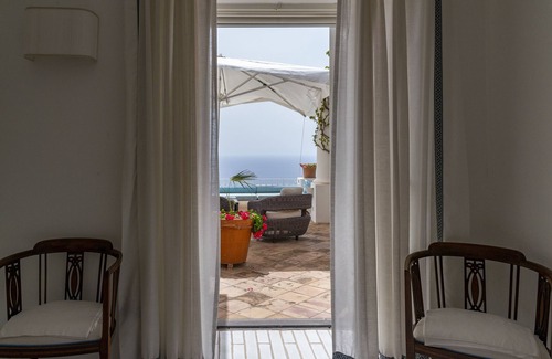 Capri Villa | Central Villa with Panoramic Views & Private Pool