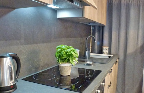 Varena Apartment | Prestige Panoramic Apartment in Varena with Spa & Breakfast