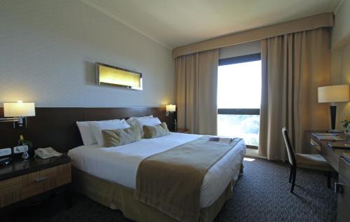 Puerto Iguazu Hotel | Indulge at Panoramic Grand - Iguazú with Oceanfront Views
