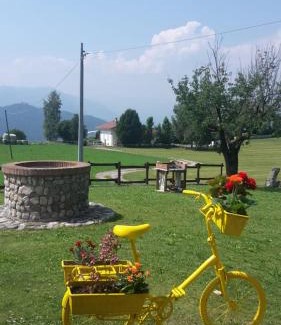 Sulzano Apartment | Inviting Panoramic Green Valley: Perfect for Families & Pets