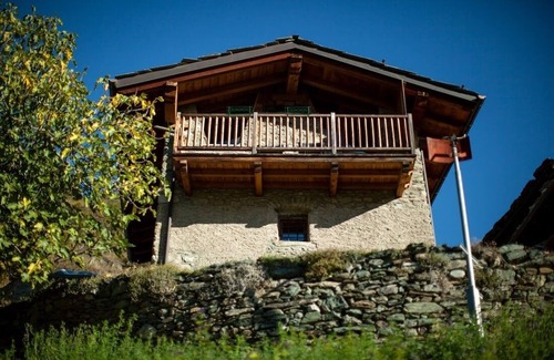 Montan-Angelin-Arensod House | Pet-Friendly Panoramic House Baravot with Pool Access
