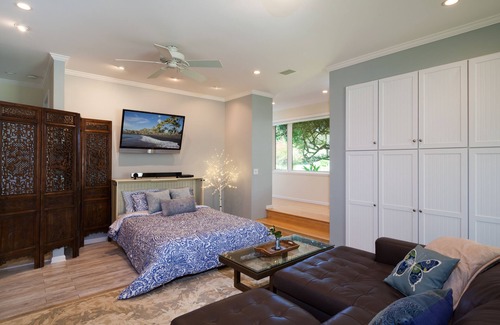Kamuela House | Elegant Suites with Breathtaking Ocean Views & Pool Access