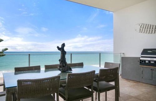 The Entrance North Apartment | Oceanfront Penthouse with Panoramic Dolphin Views