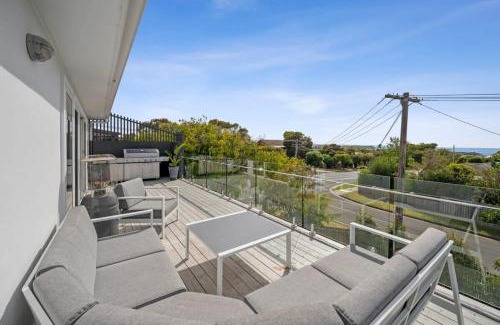 Torquay House | Scenic Ocean Views in Torquay with Family-Friendly Amenities