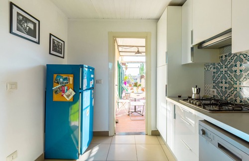 Quartieri Spagnoli Apartment | Inviting Panoramic Penthouse in Largo Baracche, Italy