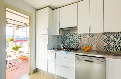 Quartieri Spagnoli Apartment | Inviting Panoramic Penthouse in Largo Baracche, Italy
