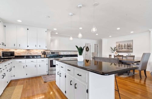 Eatonton House | Panoramic Point: Perfect Getaway with Lake Views & More!