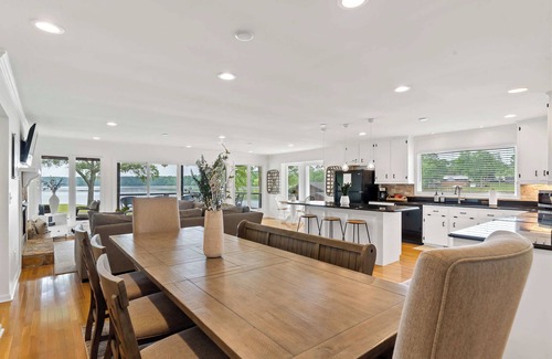 Eatonton House | Panoramic Point: Perfect Getaway with Lake Views & More!