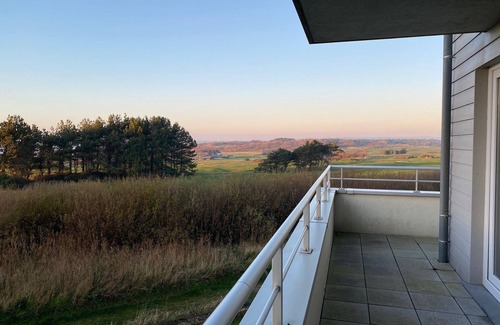 Wimereux Apartment | Scenic Sea and Dunes View Apartment with Pool & Spa