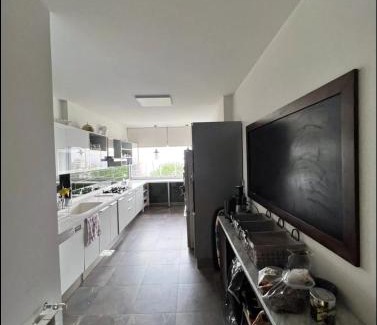 Halat Apartment | Beautiful 2 Bedroom Apartment with Panoramic Sea Views