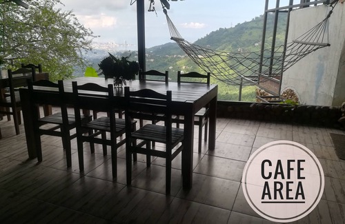 Khelvachauri House | Scenic Sea View Tiny House with Terrace & Breakfast Included