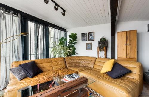 Cihangir Apartment | Panoramic Sea View Loft with Terrace BBQ