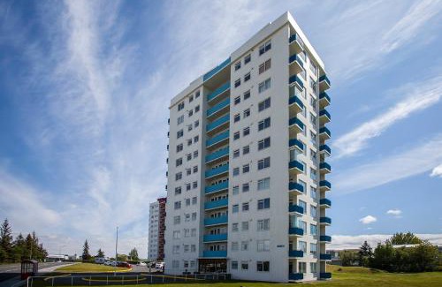 Laugardalur Apartment | Inviting Studio Apartment with Ocean View & Pool Access