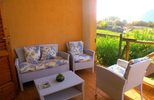 Vulcano Porto Apartment | Cozy Two-Room Apartment with Large Patio at Vulcano