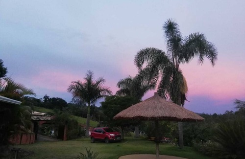 Centro House | Scenic Escape: 2-Bedroom Retreat with Pool & Pet-Friendly