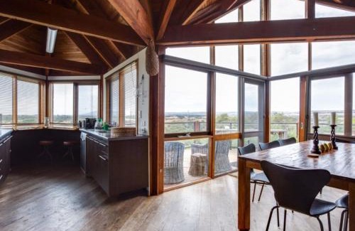 St. Andrews Beach House | Discover Panoramic Views at St Andrews Beach Retreat