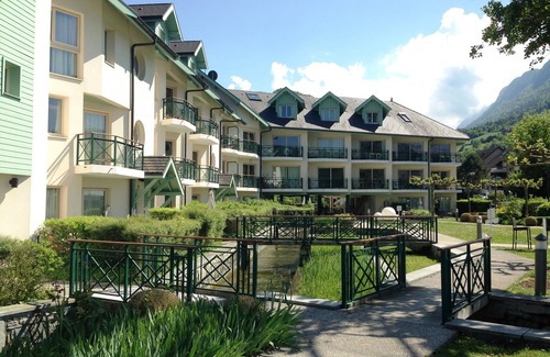Duingt Apartment | Scenic Lake Views and Easy Access at Annecy Duingt Hotel