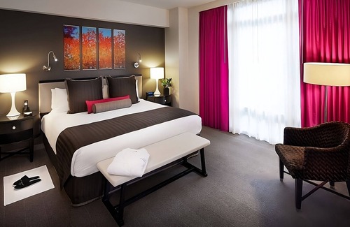 Rose Hill Hotel | Rooftop Bar with Panoramic Views Near Times Square