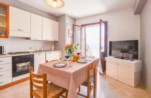 Trappeto House | Stunning Bay Views with Spa and Breakfast Included