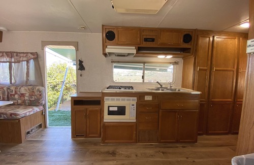 Fallbrook House | Scenic Vineyard Views with Family-Friendly Amenities