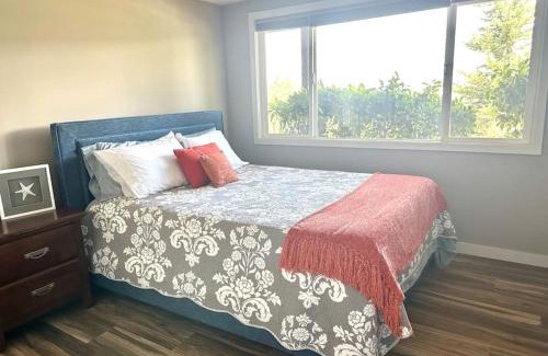 Ashland Apartment | Serene Oceanfront Retreat with Stunning Views & 9/10 Rating