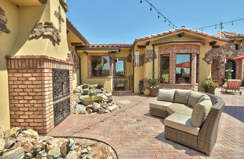 Temecula Villa | Experience Vineyard Views at Temecula Casita: 10/10 Rated