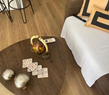 Aglantzia Apartment | Panos salt lake apartment