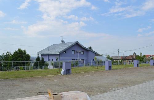 Slavonski Brod Bed & Breakfast | Highly Rated Pansion Antonio with Breakfast & Accessibility