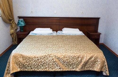 Gelendzhik Resort | Family-Friendly Retreat at Pansionat Raduga with Pool