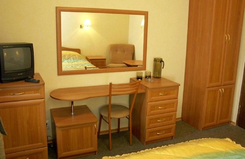 Novomelkovo Hotel | Oceanfront Retreat at Pansionat Verhnevolzhsky with Beach Access