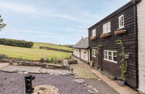 Llangollen Cottage | Discover Pant Dafydd Goch: Family & Pet Friendly Retreat