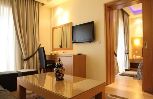 Ptolemaida Hotel | Pet-Friendly Hotel Pantelidis with Ocean View & Pool