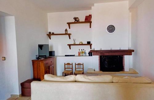 Emmanouil Pappas Apartment | Pet-Friendly Pantheon: Rated 9.1 for Family Comfort