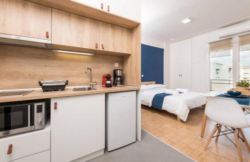 Komotini Apartment | Prime Pantheon Square View Hotel - Rated 9.4/10 & Family-Friendly