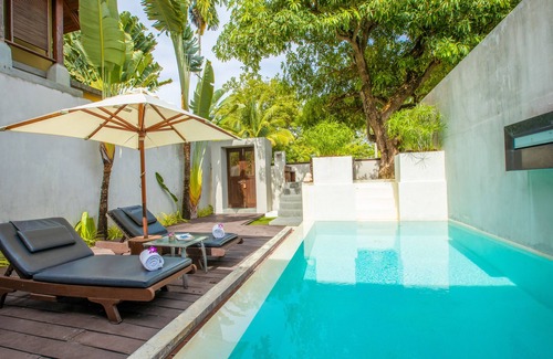 Lamai Villa | Beachfront Bliss at Pao Jin Poon Villa - 4-Star Gem