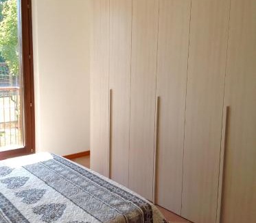 Domegliara Apartment | Discover Paola Apartments: Oceanfront & Pet Friendly Retreat